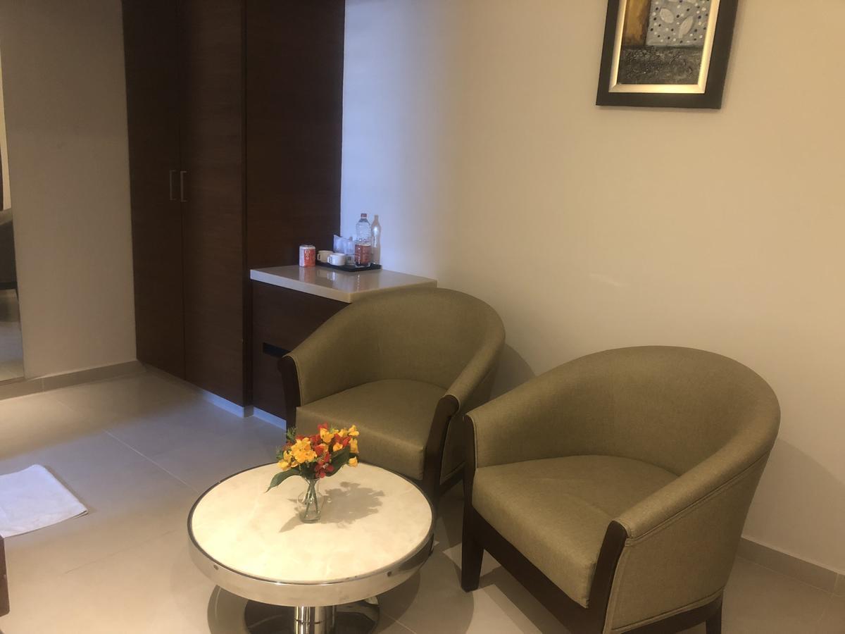 Hotel Shaans Tiruchirappalli Zewnętrze zdjęcie